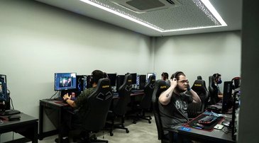 game trực tuyến 789Club Poker
